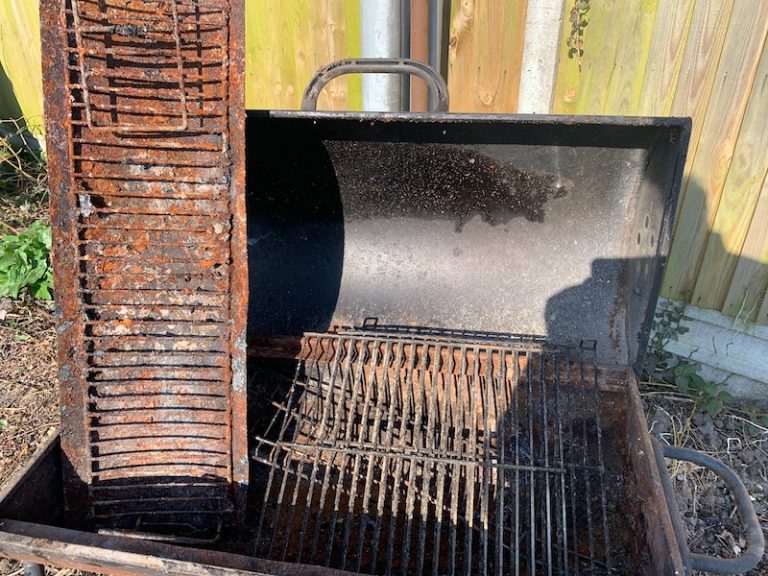 How To Clean And Restore Your Rusty Bbq Charcoal And Gas Shetland S