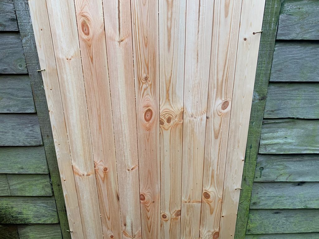 How to fit a shed door and mount the hinges easily » Shetland's Garden ...