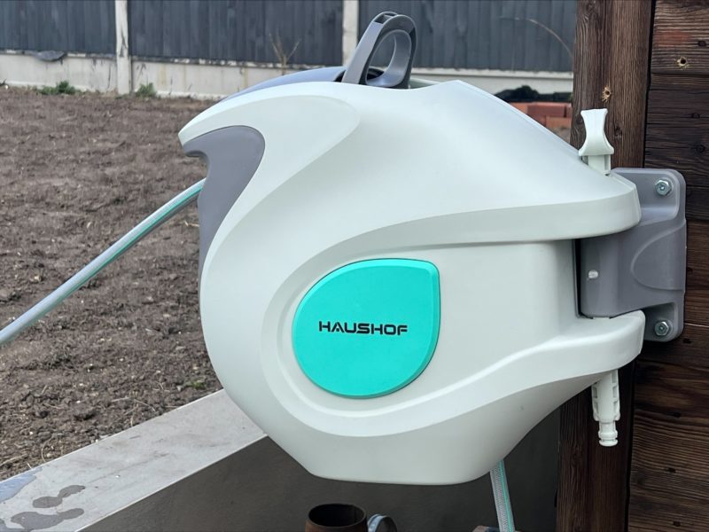 https://www.gardentoolbox.co.uk/wp-content/uploads/2022/04/HAUSHOF-Hose-Reel-Wall-Mounted-Retractable-Garden-Hose-Reel-casing-works-great-rigid-and-strong-e1649717844642.jpg